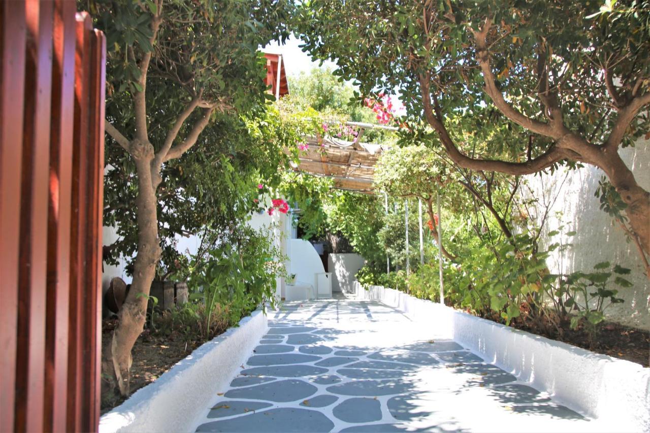 Pension Ioanna Adamantas  Esterno foto